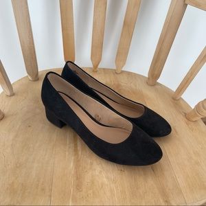 NWOT Small Black Heels